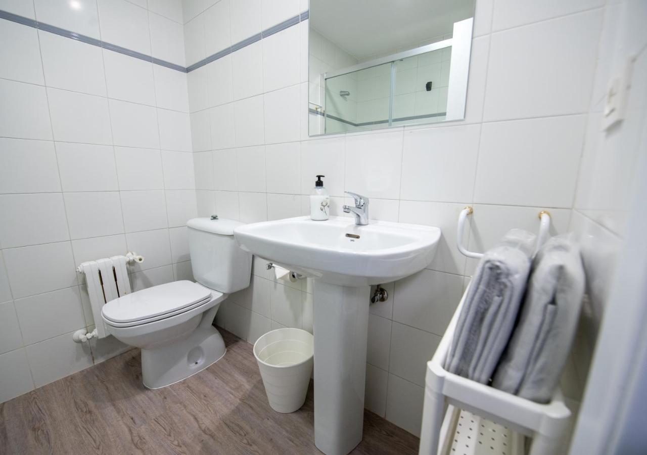 Residencia Hospital Del Rey Hostel Burgos Bagian luar foto