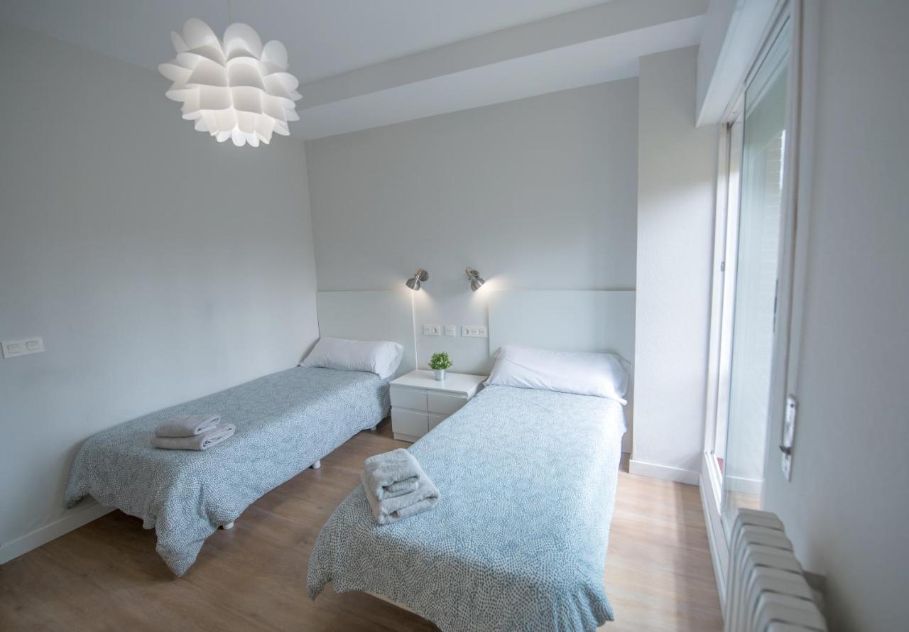 Residencia Hospital Del Rey Hostel Burgos Bagian luar foto